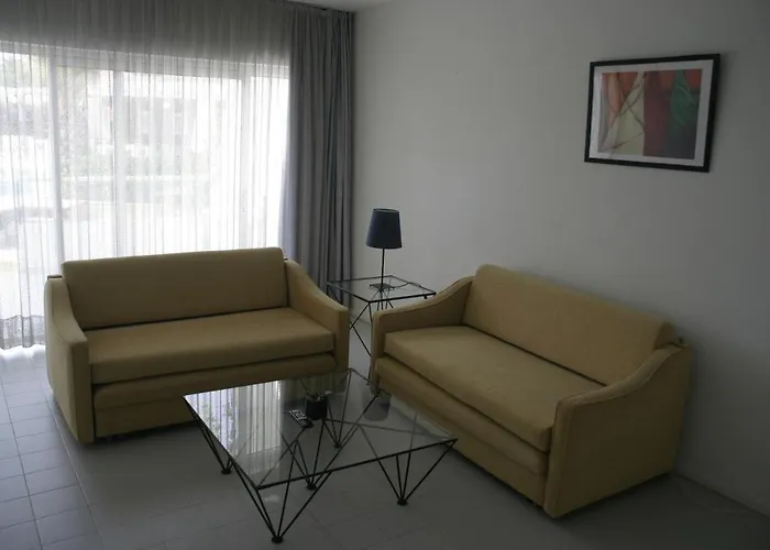 Ξενοδοχείο με διαμερίσματα Nova Apart